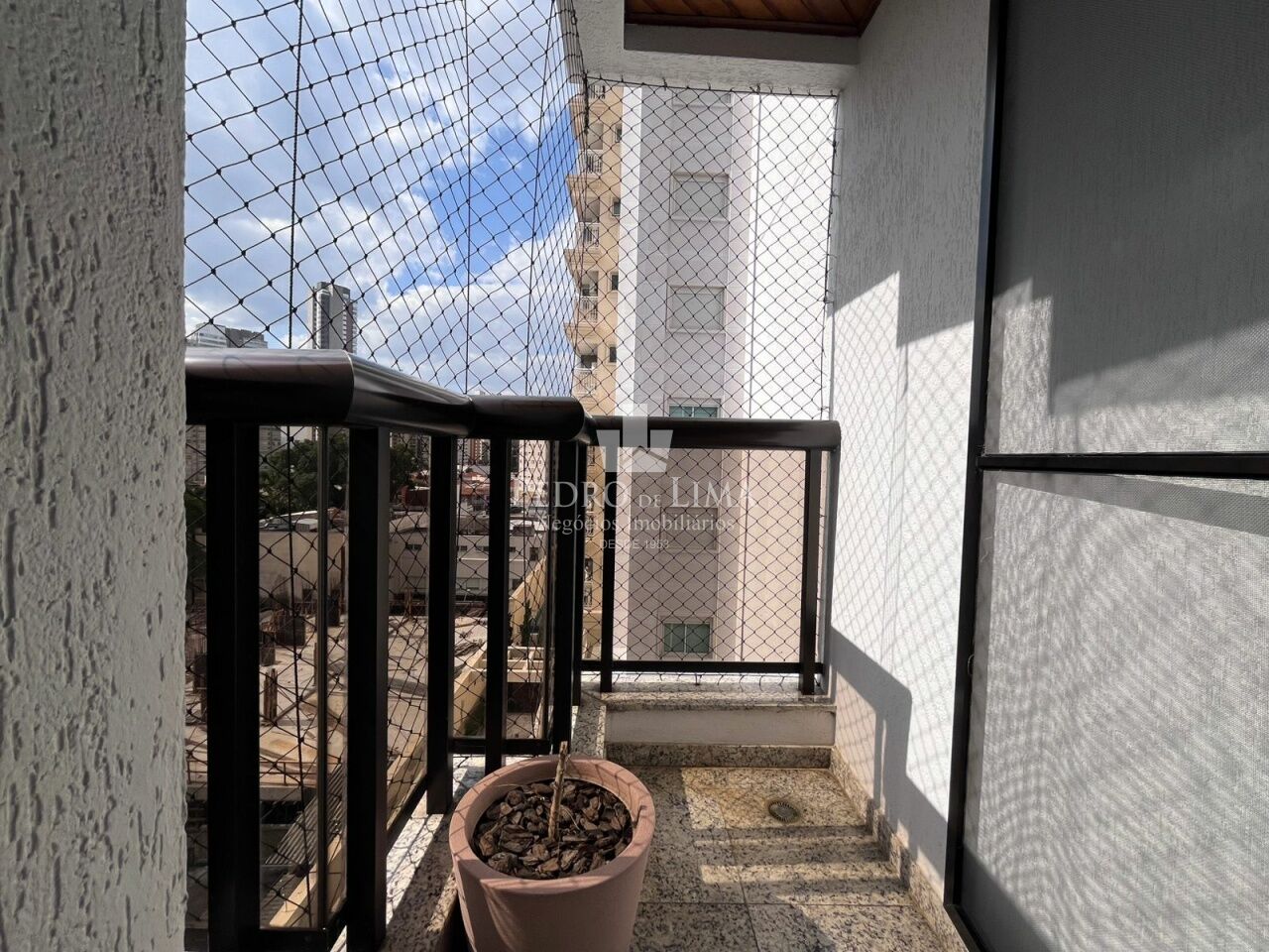 Apartamento 2 suítes, 3 vagas, Anália Franco.