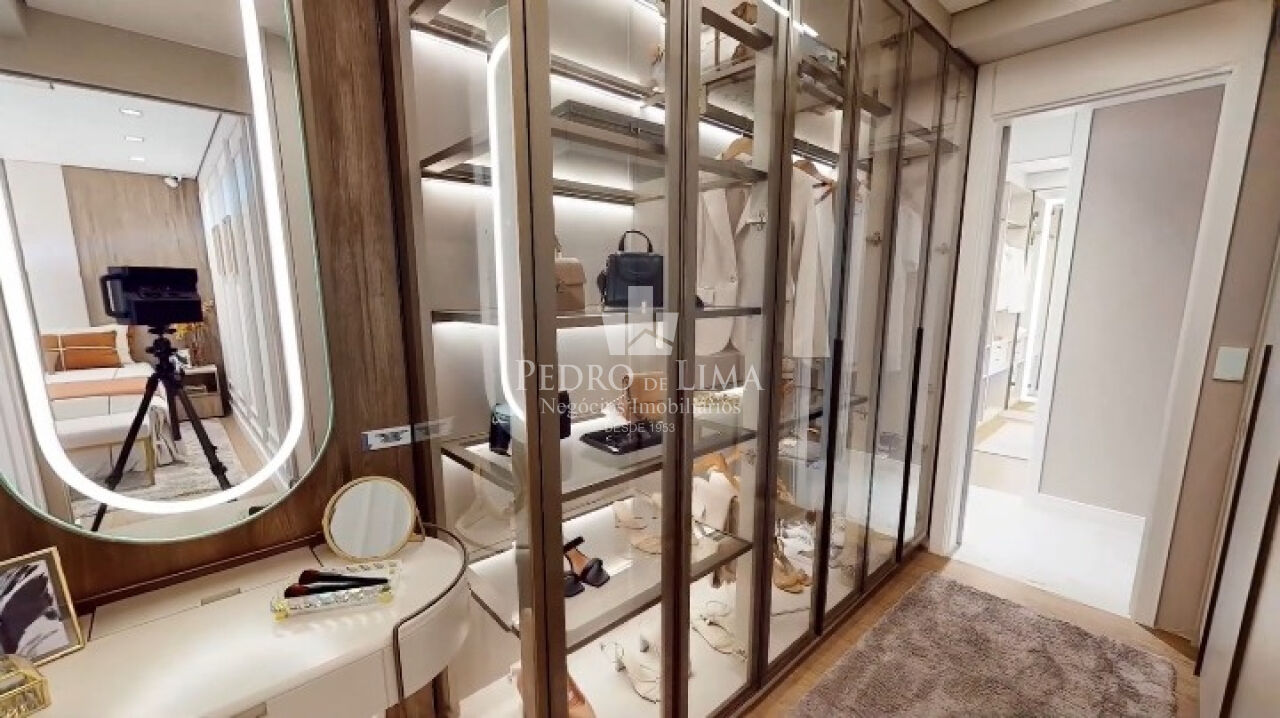 Apartamento em ótimo local no Tatuapé, próximo ao  Shopping Anália Franco, 122m², 3 suítes e 2 vagas