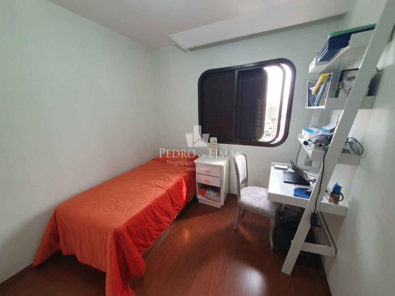 Apartamento 110m² Mobiliado, 3 Quartos, 1 suíte, 2 vagas, no Tatuapé.