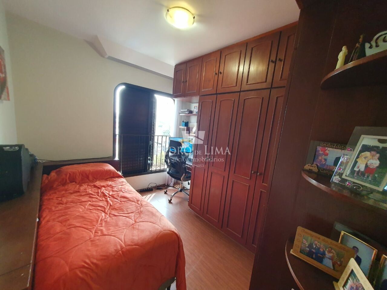 Apartamento 110m² Mobiliado, 3 Quartos, 1 suíte, 2 vagas, no Tatuapé.