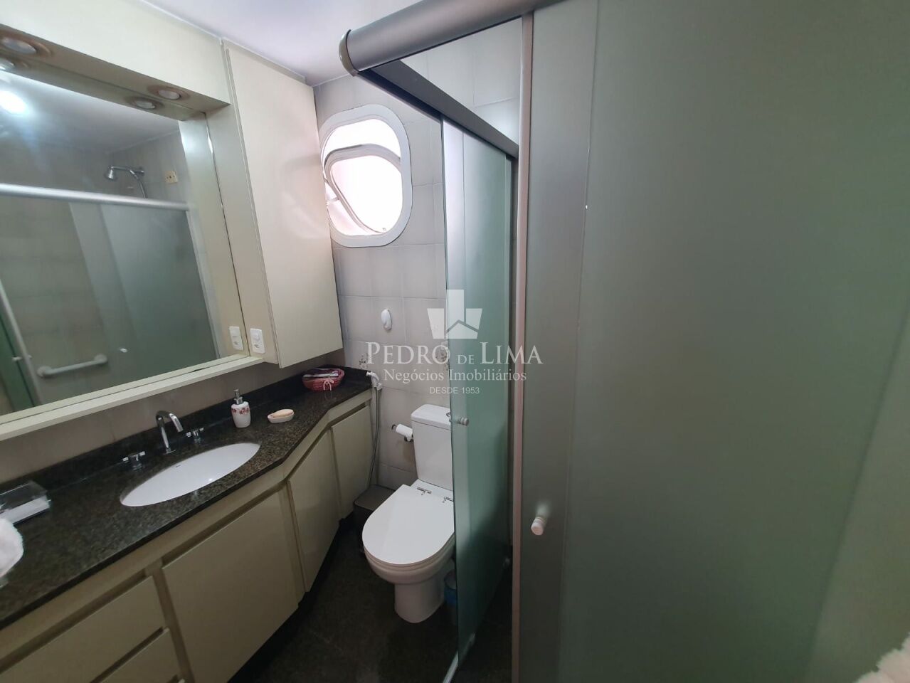 Apartamento 110m² Mobiliado, 3 Quartos, 1 suíte, 2 vagas, no Tatuapé.
