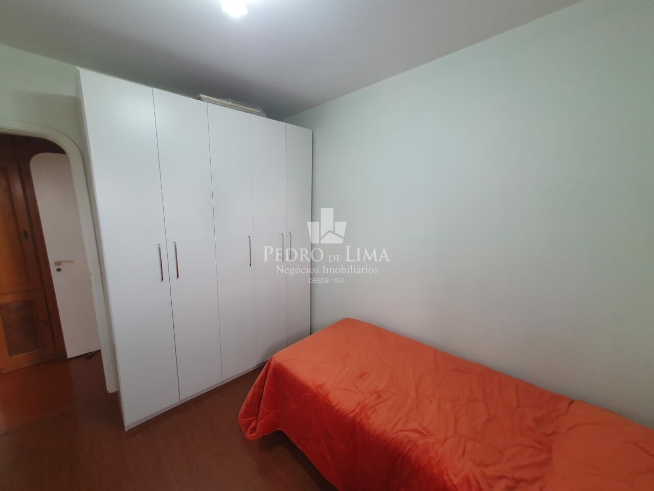 Apartamento 110m² Mobiliado, 3 Quartos, 1 suíte, 2 vagas, no Tatuapé.