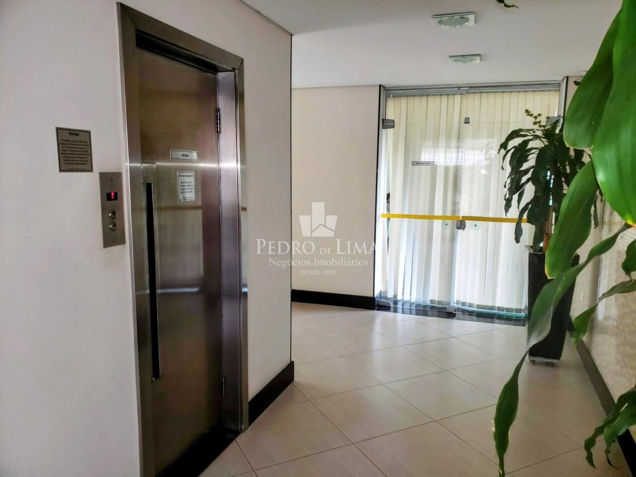 Apartamento na Mooca, 109m², 3 quartos, 2 vagas  e depósito privativo