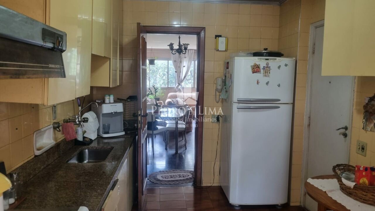 Apartamento na Mooca, 109m², 3 quartos, 2 vagas  e depósito privativo
