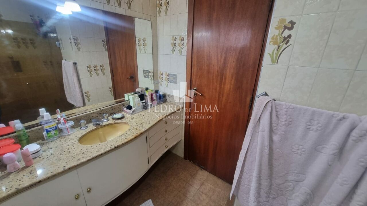 Apartamento na Mooca, 109m², 3 quartos, 2 vagas  e depósito privativo