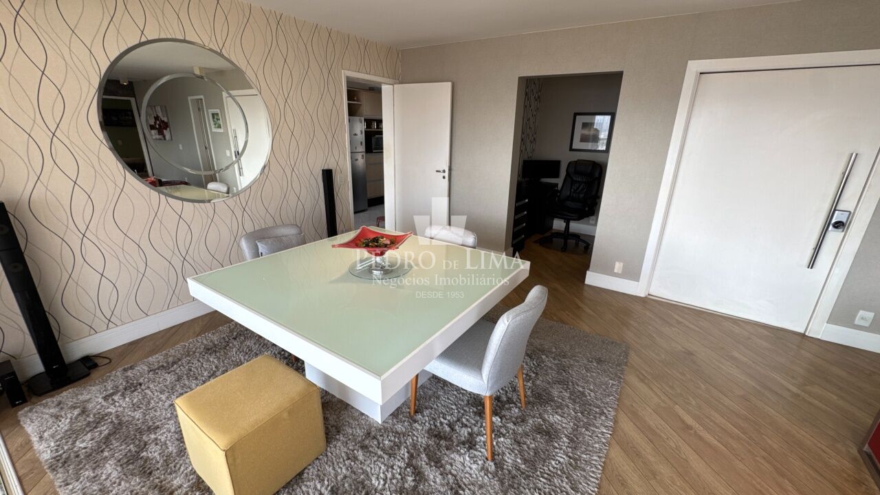 Apartamento Mobiliado Tatuapé 172 m² 3 suítes 3 vagas fixas varanda gourmet