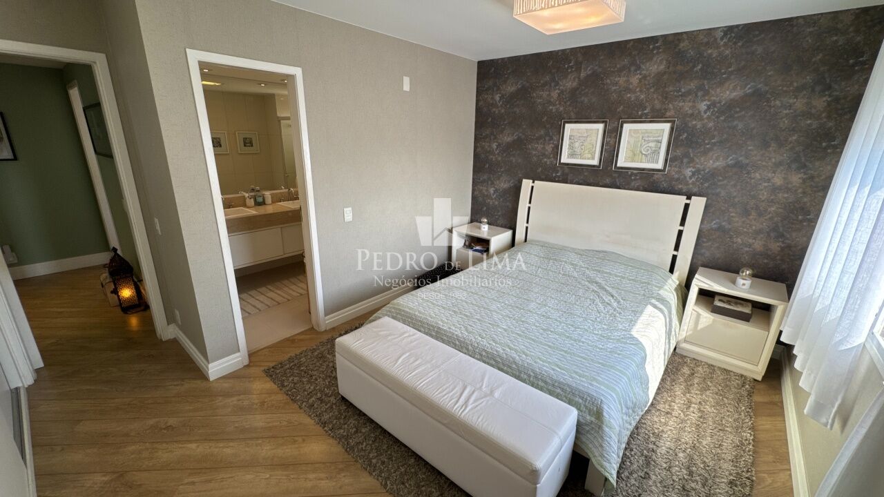 Apartamento Mobiliado Tatuapé 172 m² 3 suítes 3 vagas fixas varanda gourmet