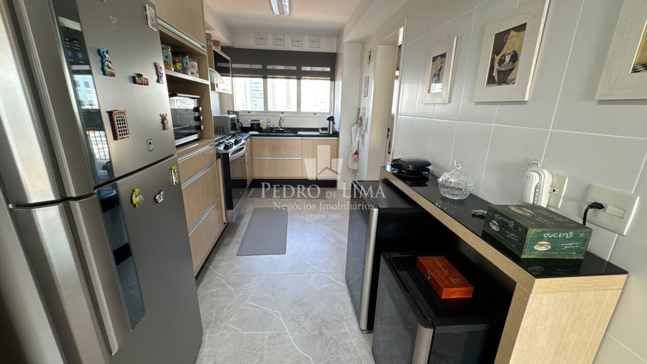 Apartamento Mobiliado Tatuapé 172 m² 3 suítes 3 vagas fixas varanda gourmet