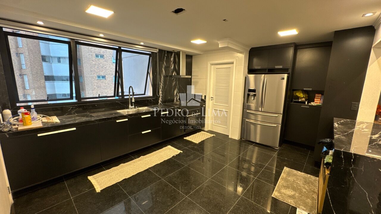 Locação Apartamento Mobiliado Condomínio Yorker 165 m² , 3 dormitórios  4 vagas 