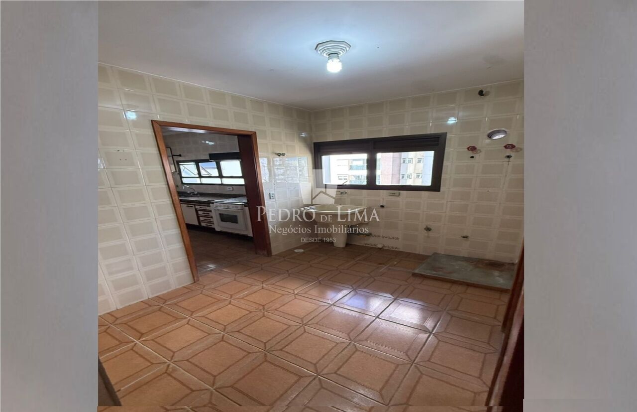 Apartamento 122m², 3 Quartos (1 suíte), 2 vagas, no Tatuapé.