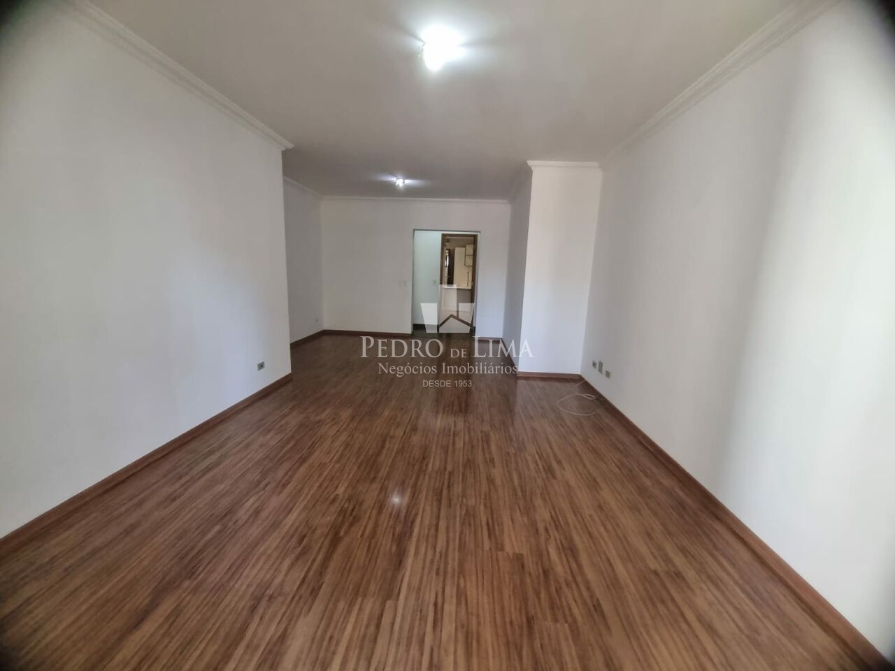 Apartamento 122m², 3 Quartos (1 suíte), 2 vagas, no Tatuapé.