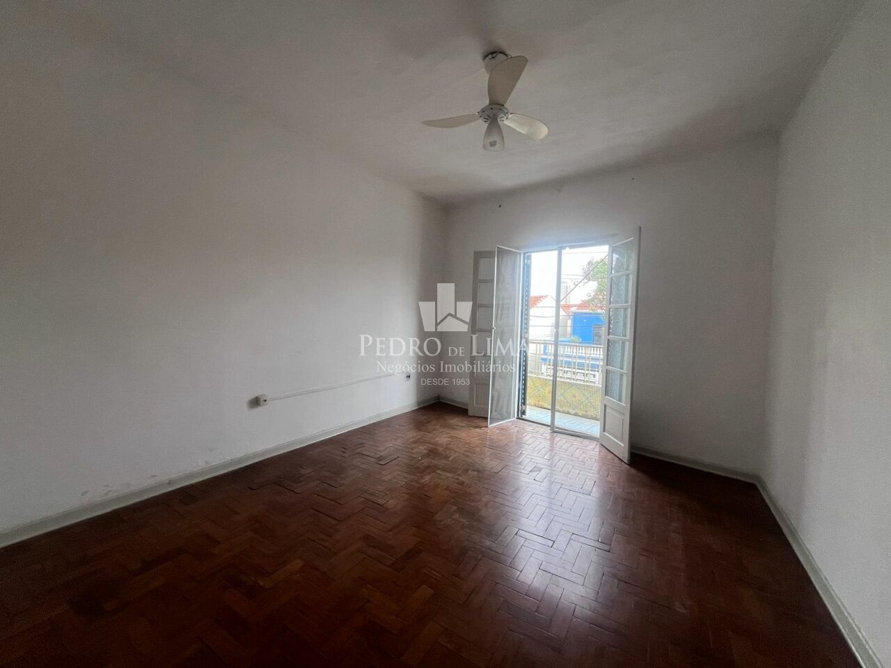 imagem do imovel Sobrado 3 dormitórios , 5 vagas, Regente Feijó. ref: TP30513