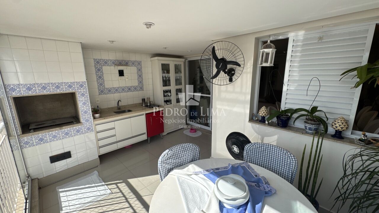 Apartamento 3 quartos, 2 vagas, Tatuapé.