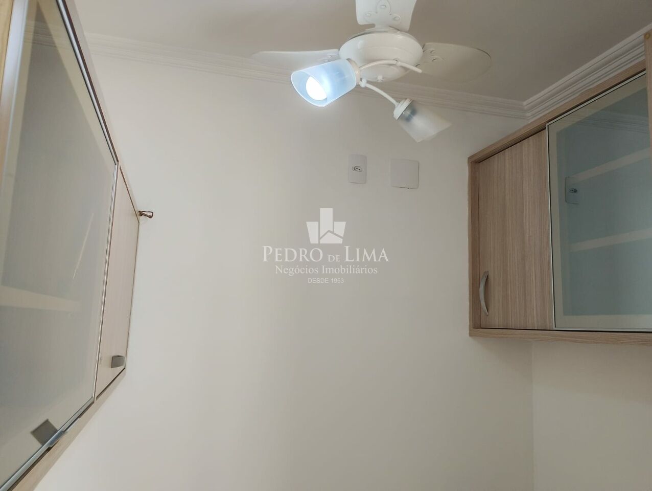 Apartamento no Residencial Club Tuiuti com 3 Dormitórios e Duas Vagas de Garagem