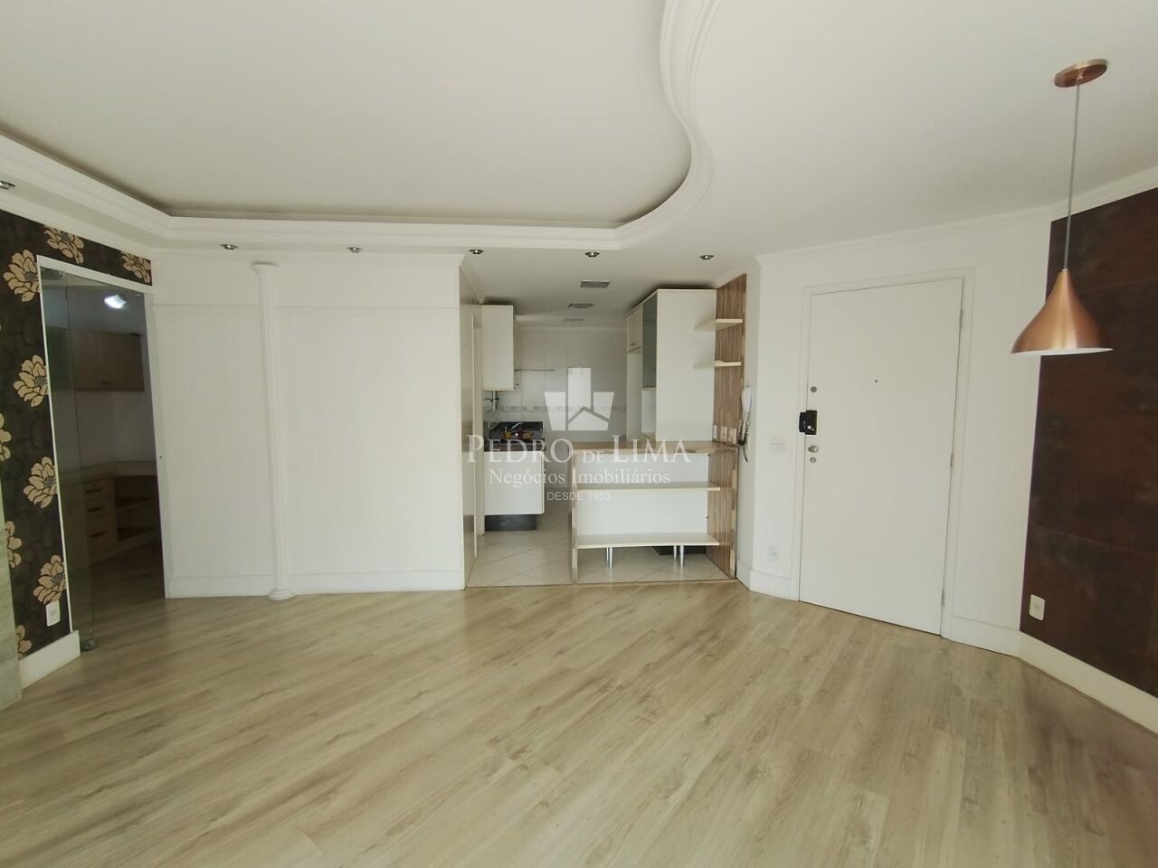 imagem do imovel Apartamento no Residencial Club Tuiuti com 3 Dormitórios e Duas Vagas de Garagem ref: TP30519