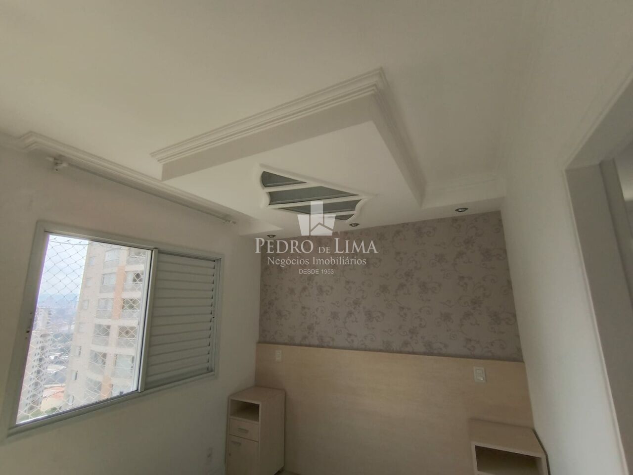 Apartamento no Residencial Club Tuiuti com 3 Dormitórios e Duas Vagas de Garagem
