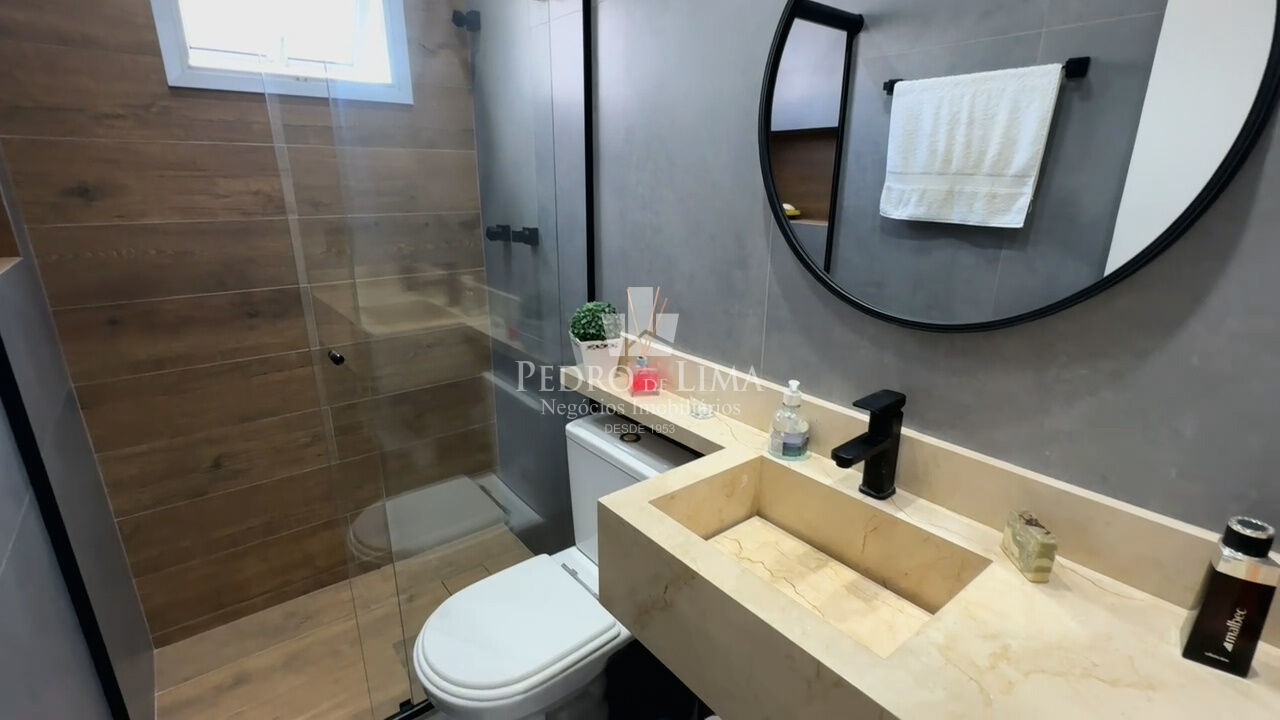 Cobertura Top House,  4  dormitórios, 2  suítes, 3  vagas, área útil 266,00 m²