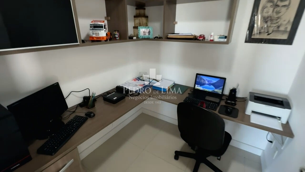 Cobertura Top House,  4  dormitórios, 2  suítes, 3  vagas, área útil 266,00 m²
