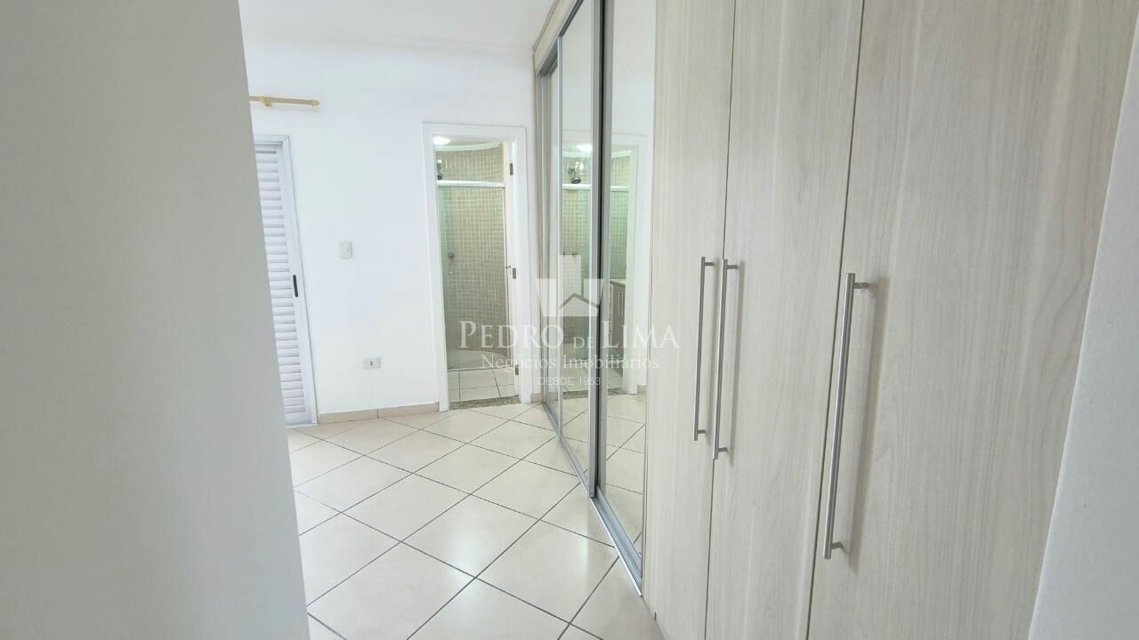 Apartamento no Tatuapé com Varanda, 3 quartos sendo 1 suíte, 2 vagas de garagem, Porto Moniz