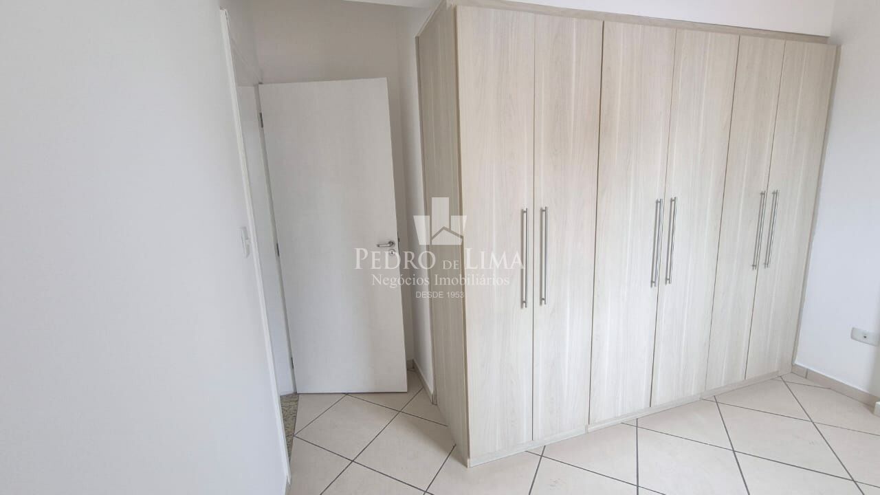 Apartamento no Tatuapé com Varanda, 3 quartos sendo 1 suíte, 2 vagas de garagem, Porto Moniz