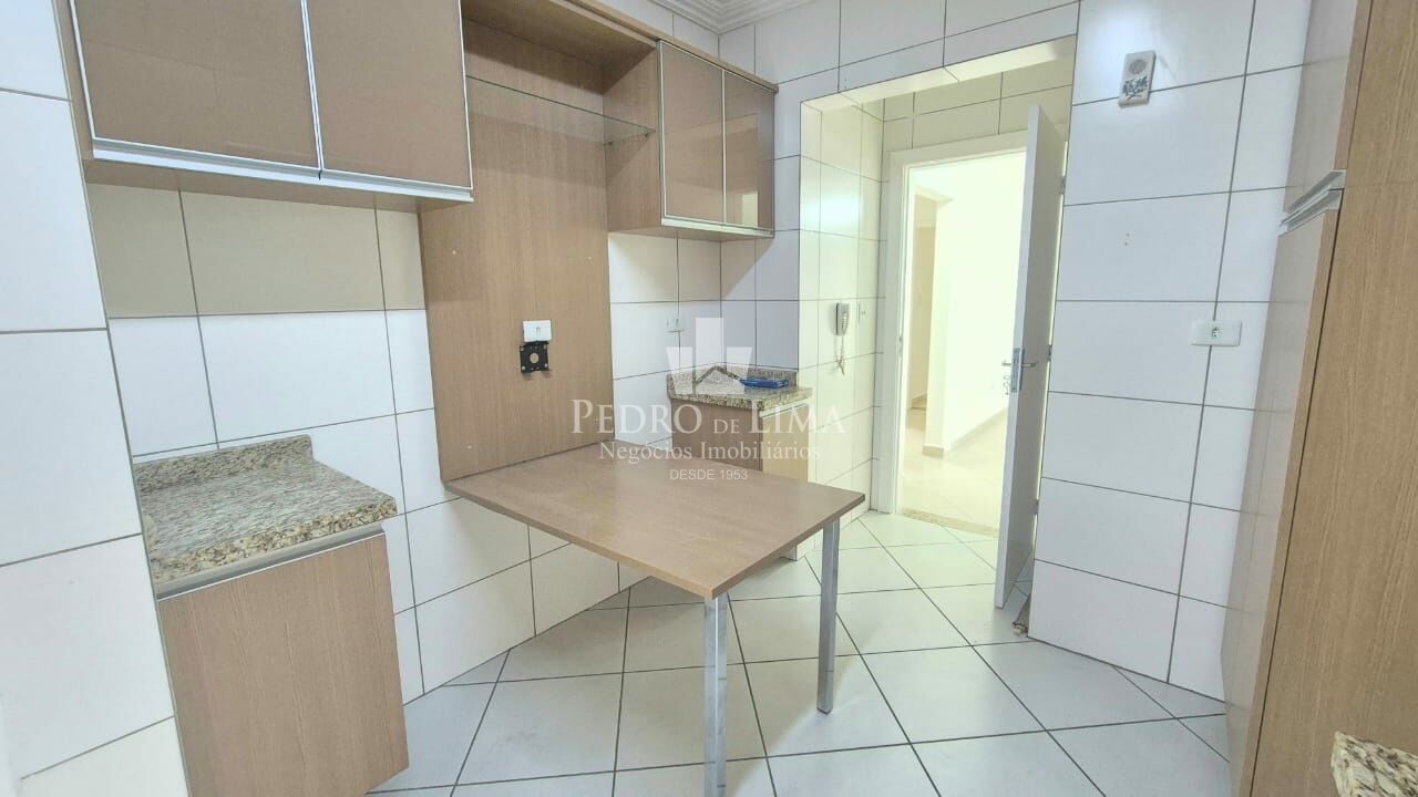 Apartamento no Tatuapé com Varanda, 3 quartos sendo 1 suíte, 2 vagas de garagem, Porto Moniz
