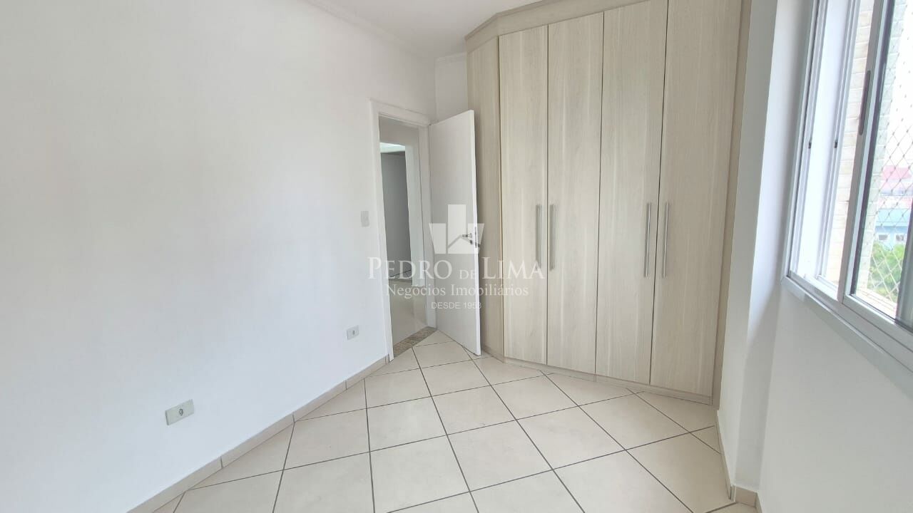Apartamento no Tatuapé com Varanda, 3 quartos sendo 1 suíte, 2 vagas de garagem, Porto Moniz