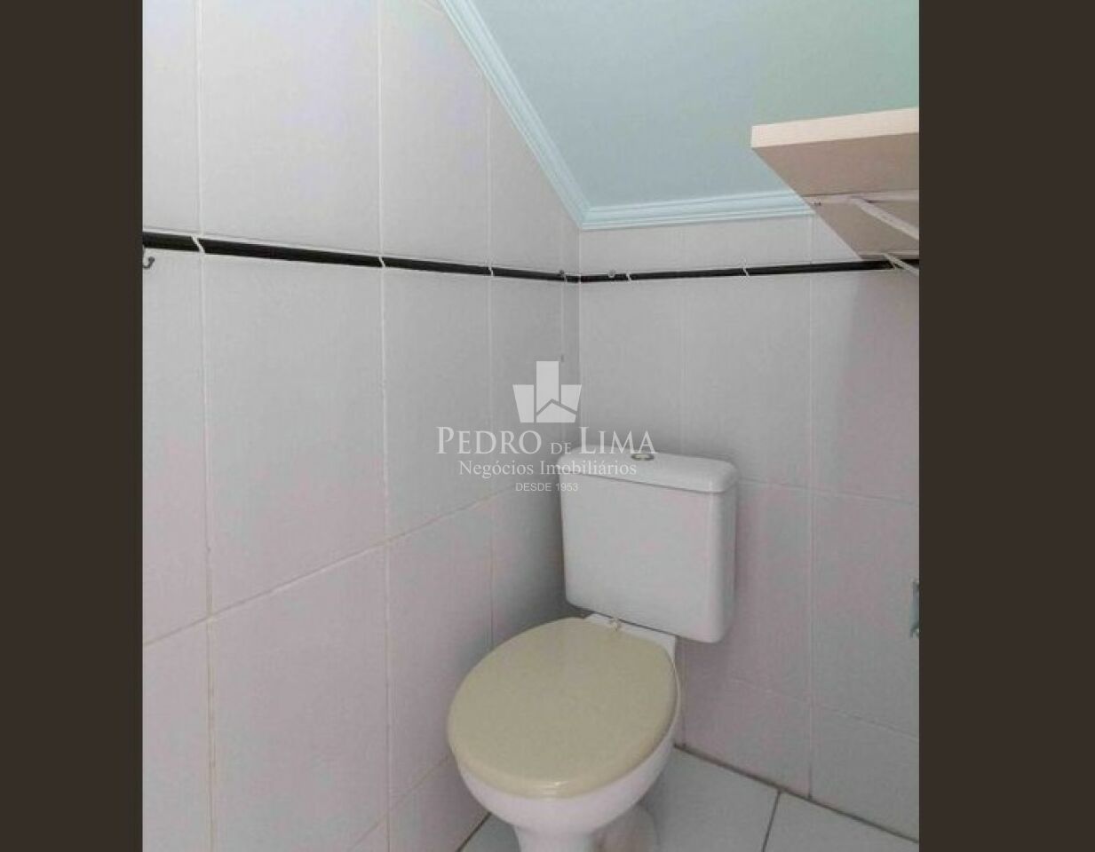 Sobrado em condomínio 69m²