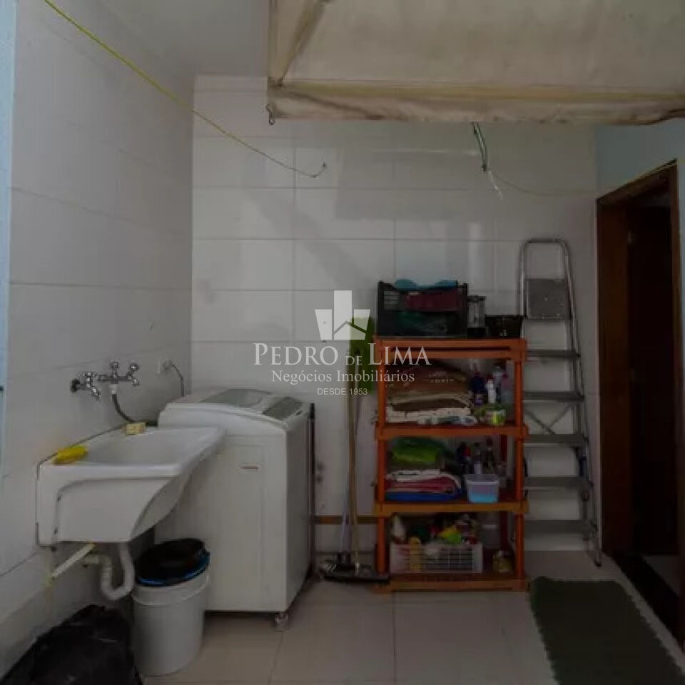 Sobrado 3 domitórios, 4 vagas, 167m² ; Vila Carrão