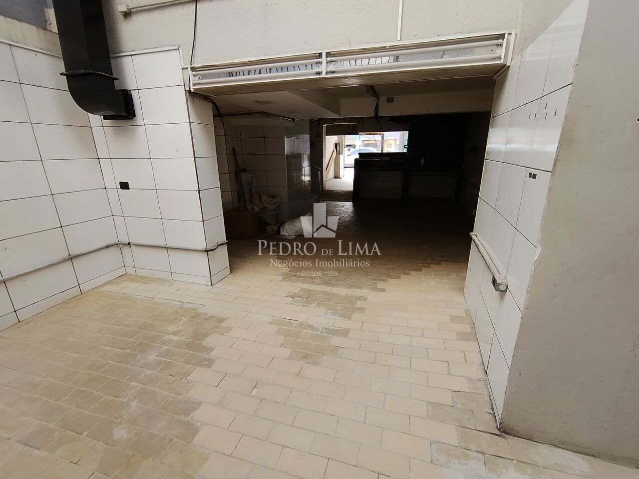 Ótimo Imóvel Comercial de 114m² configurado para segmento de "Alimentação"!