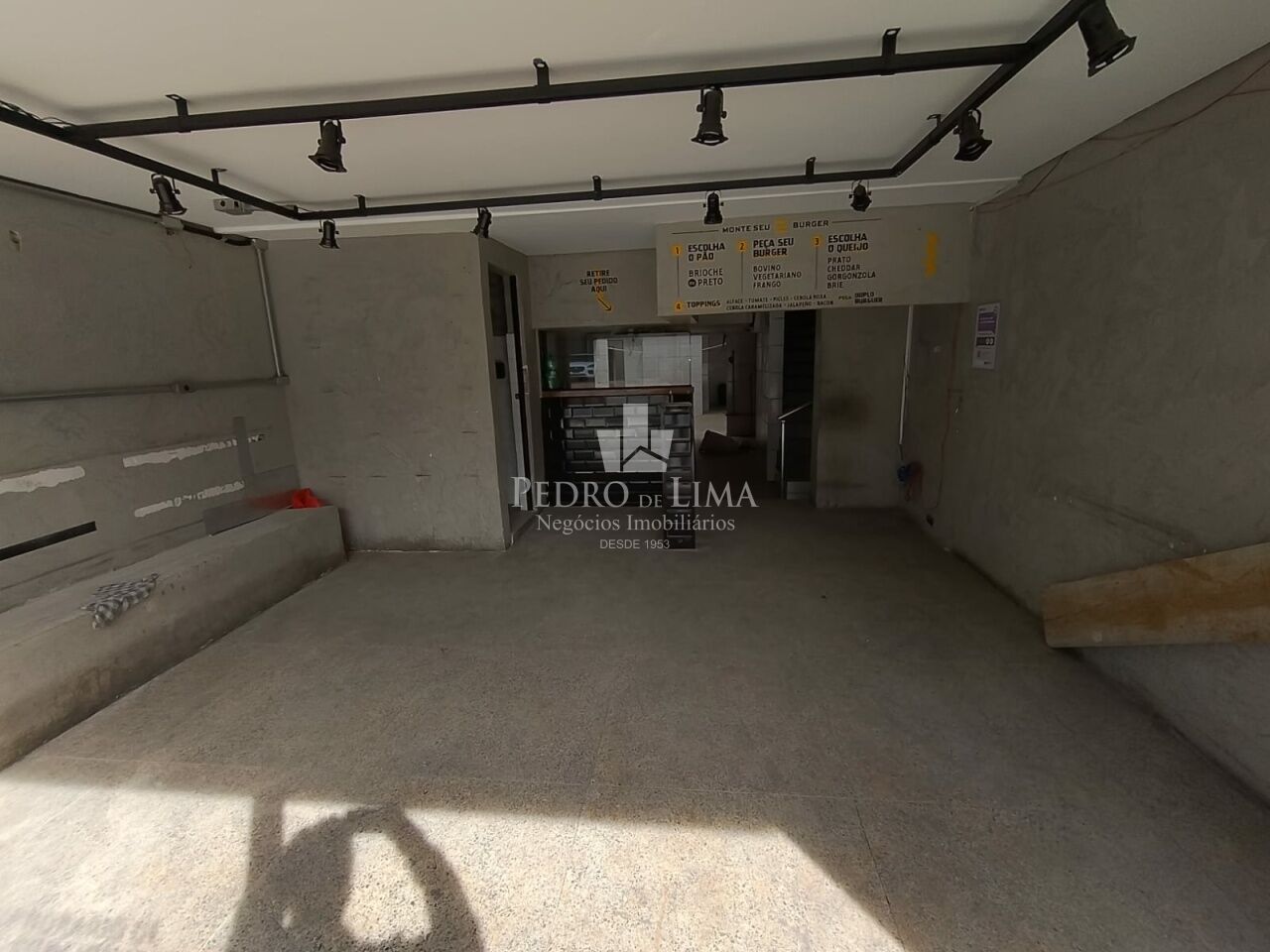 imagem do imovel Ótimo Imóvel Comercial de 114m² configurado para segmento de "Alimentação"! ref: TP30557