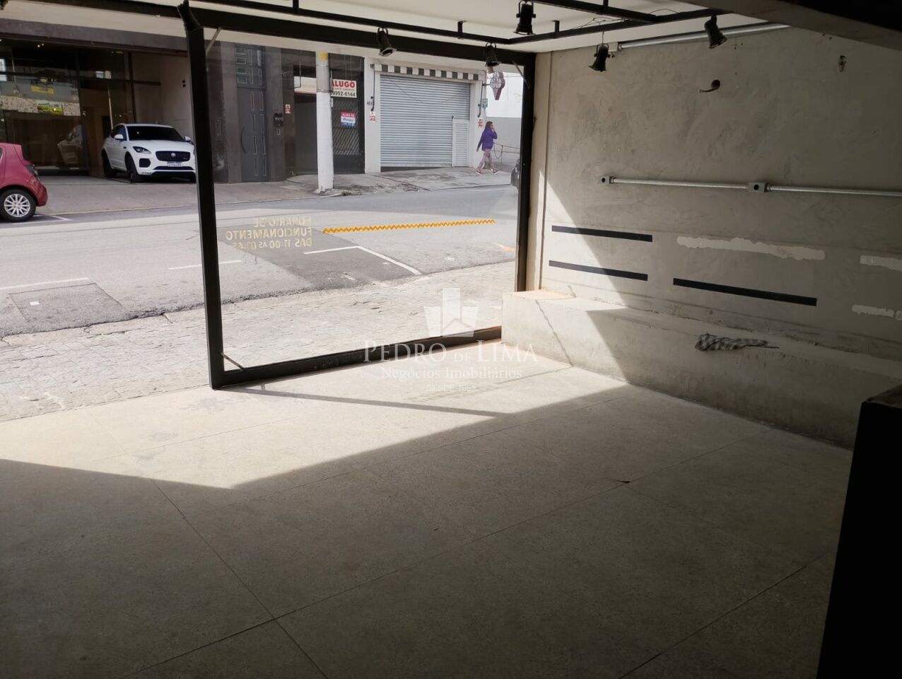 Ótimo Imóvel Comercial de 114m² configurado para segmento de "Alimentação"!