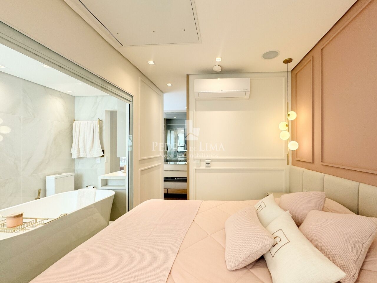 Apartamento Luxuoso Tatuapé 106 m² 2 dormitórios, 1 suíte, 2 vagas 