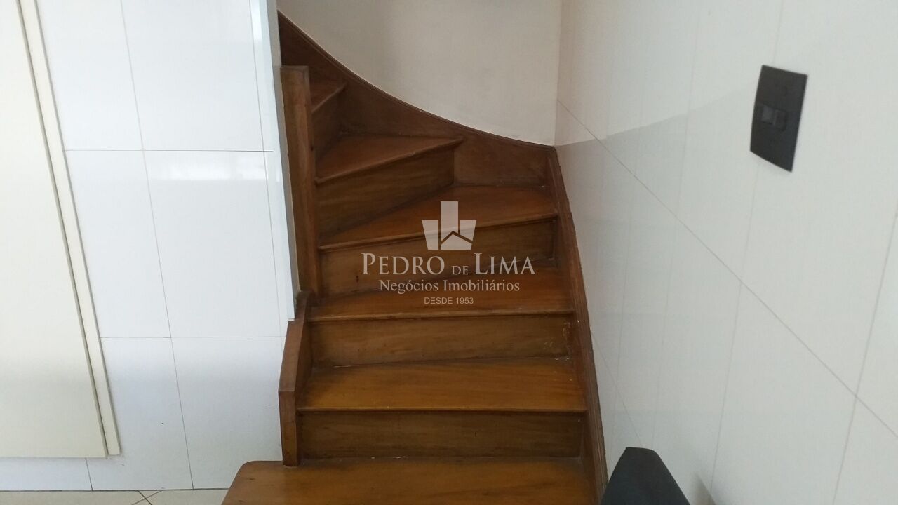 Sobrado 120m², 3 Quartos, 2 banheiros, 1 vaga, metrô Tatuapé.