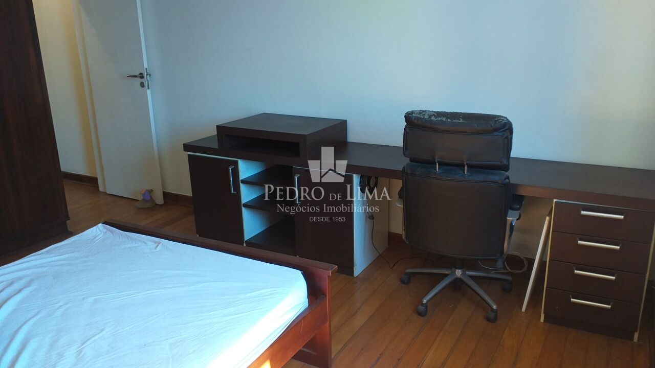 Sobrado 120m², 3 Quartos, 2 banheiros, 1 vaga, metrô Tatuapé.
