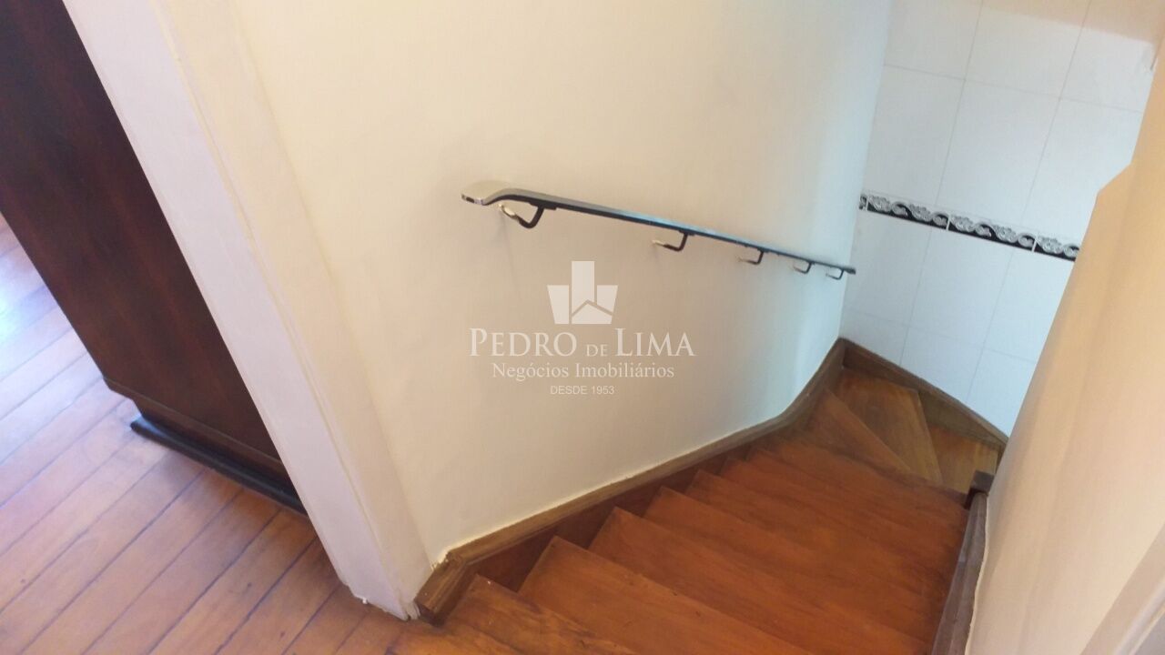 Sobrado 120m², 3 Quartos, 2 banheiros, 1 vaga, metrô Tatuapé.
