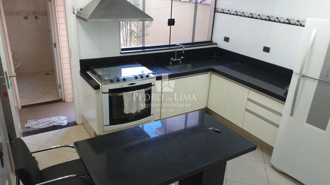 Sobrado 120m², 3 Quartos, 2 banheiros, 1 vaga, metrô Tatuapé.