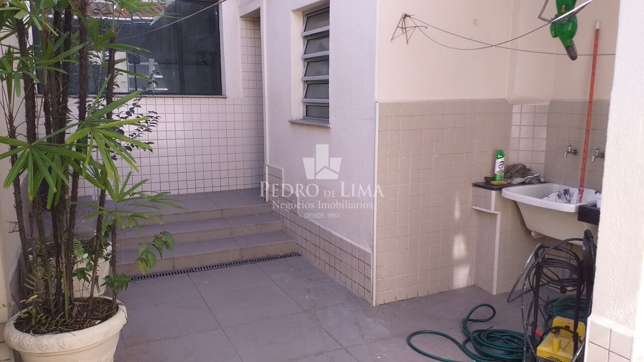 Sobrado 120m², 3 Quartos, 2 banheiros, 1 vaga, metrô Tatuapé.