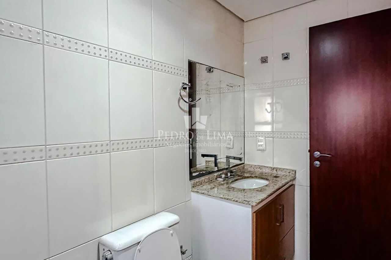 Apartamento no Edifício Meridien ,  todo  reformado,  4  dormitórios , 2 suítes ,  2  vagas