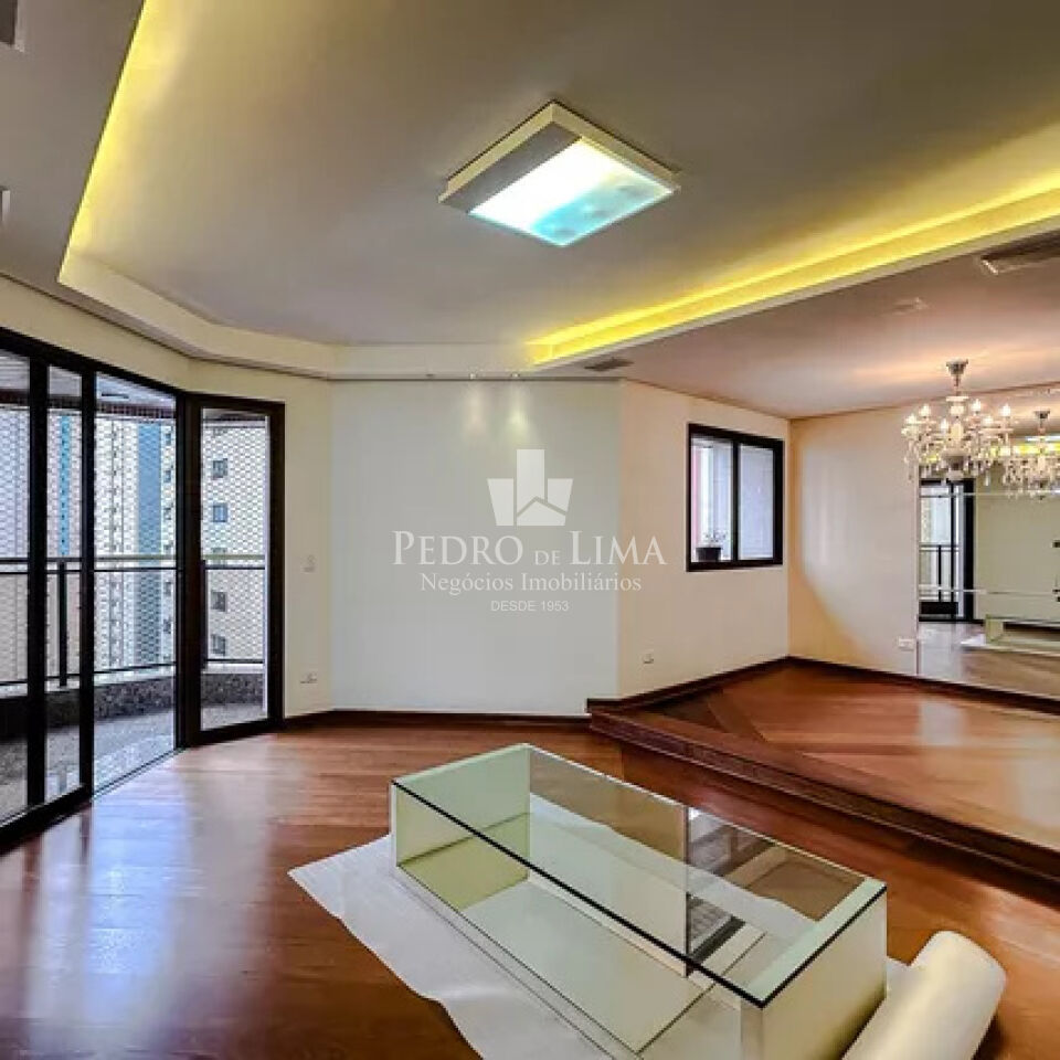 Apartamento no Edifício Meridien ,  todo  reformado,  4  dormitórios , 2 suítes ,  2  vagas