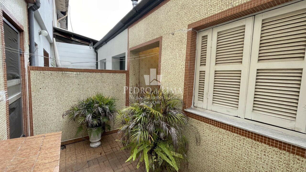 Sobrado de 160m²