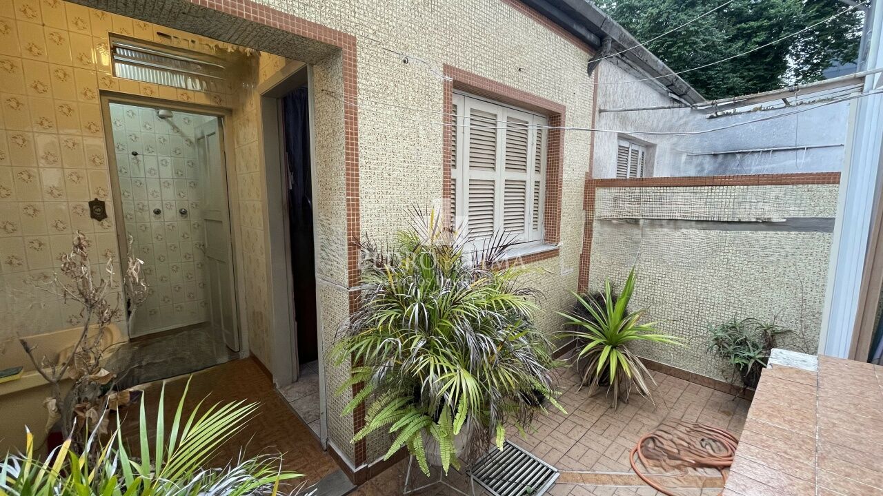 Sobrado de 160m²
