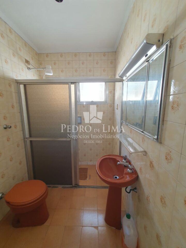 Sobrado bem localizado na Vila Carrão, com 130m², 4 quartos e 2 vagas.