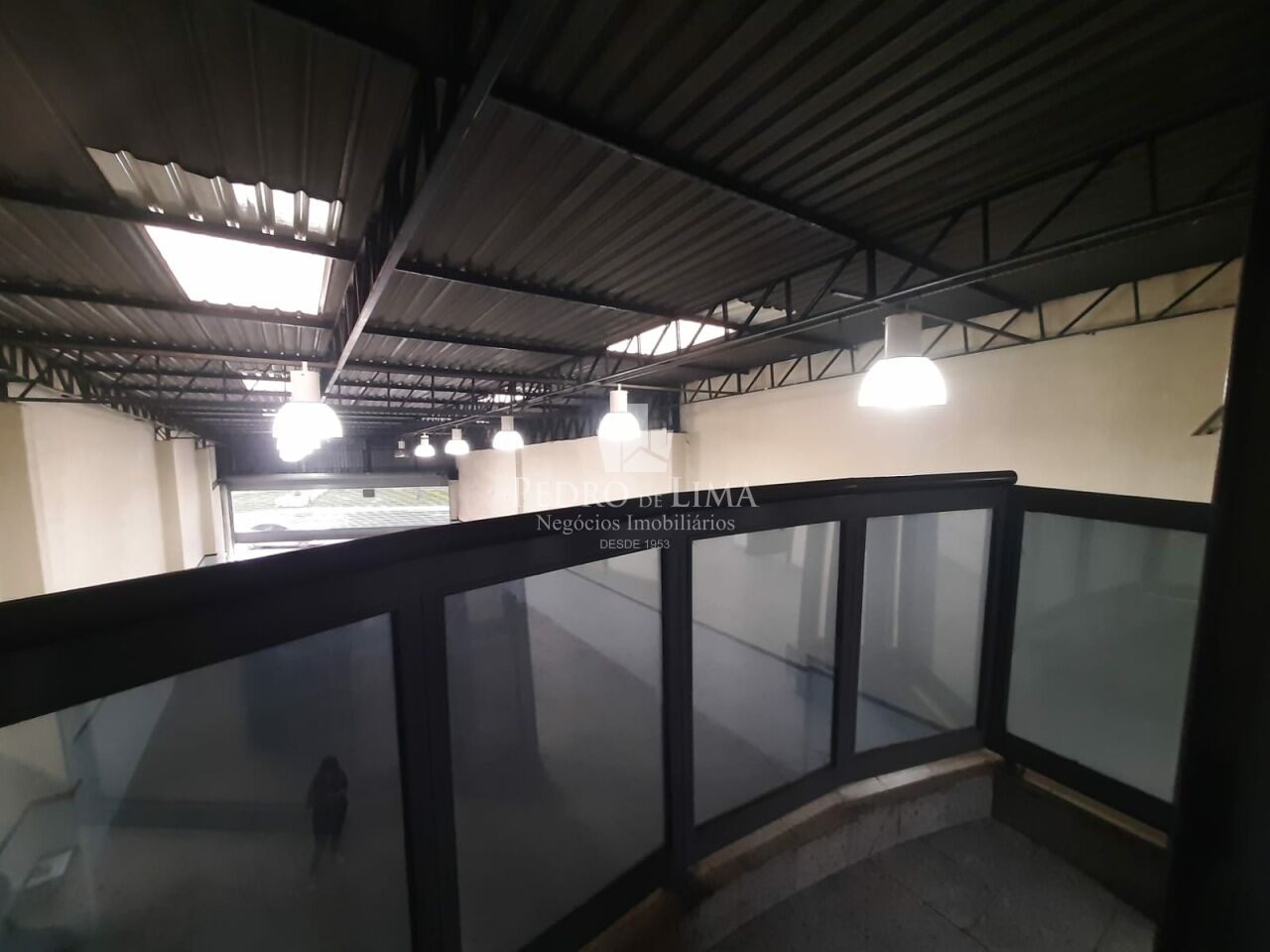 Salão Comercial com 369m² - Vila Ema