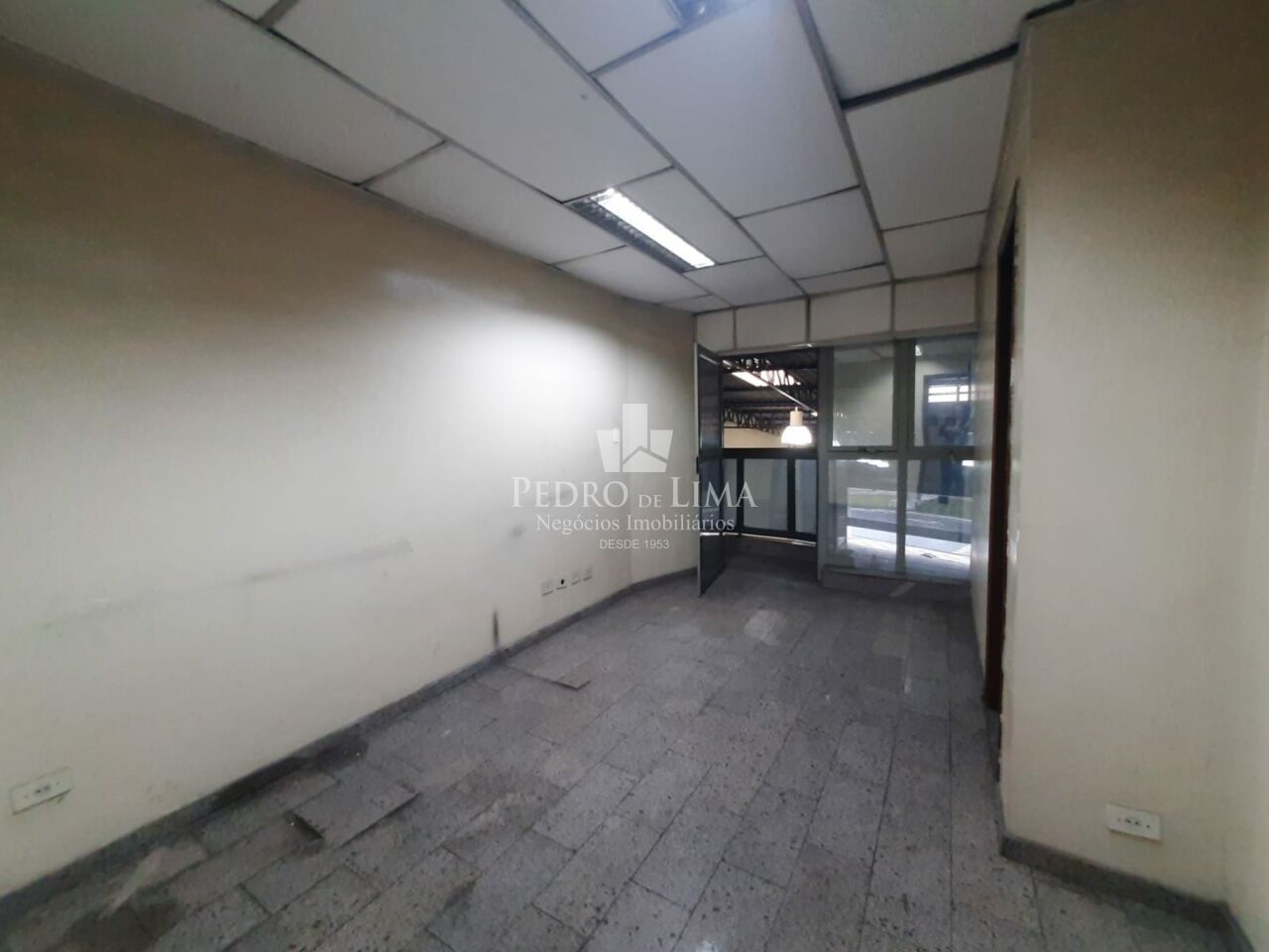 Salão Comercial com 369m² - Vila Ema