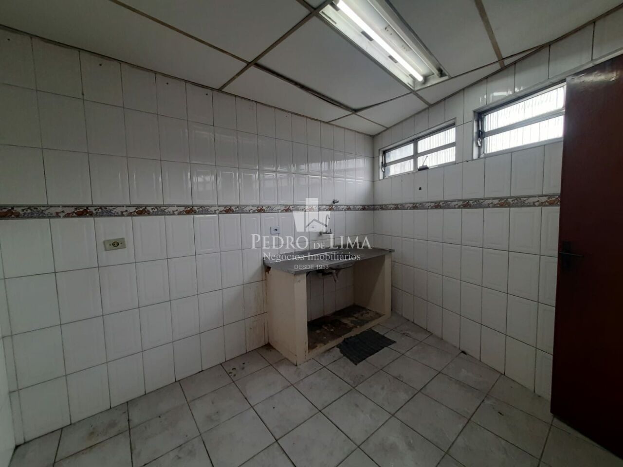 Salão Comercial com 369m² - Vila Ema