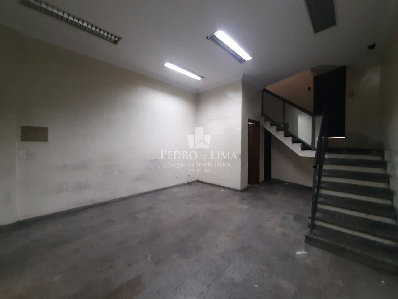 Salão Comercial com 369m² - Vila Ema