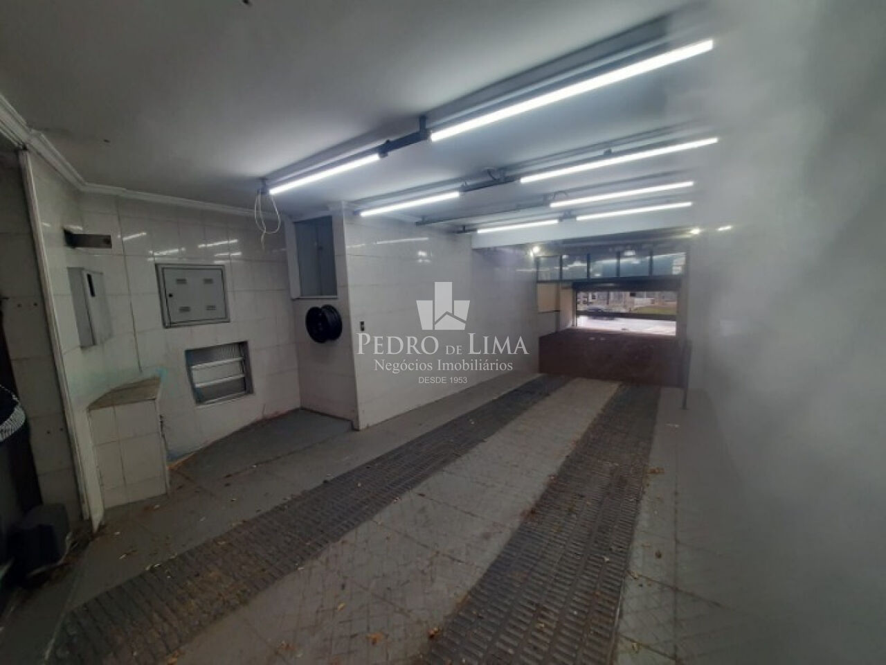 Salão Comercial com 369m² - Vila Ema