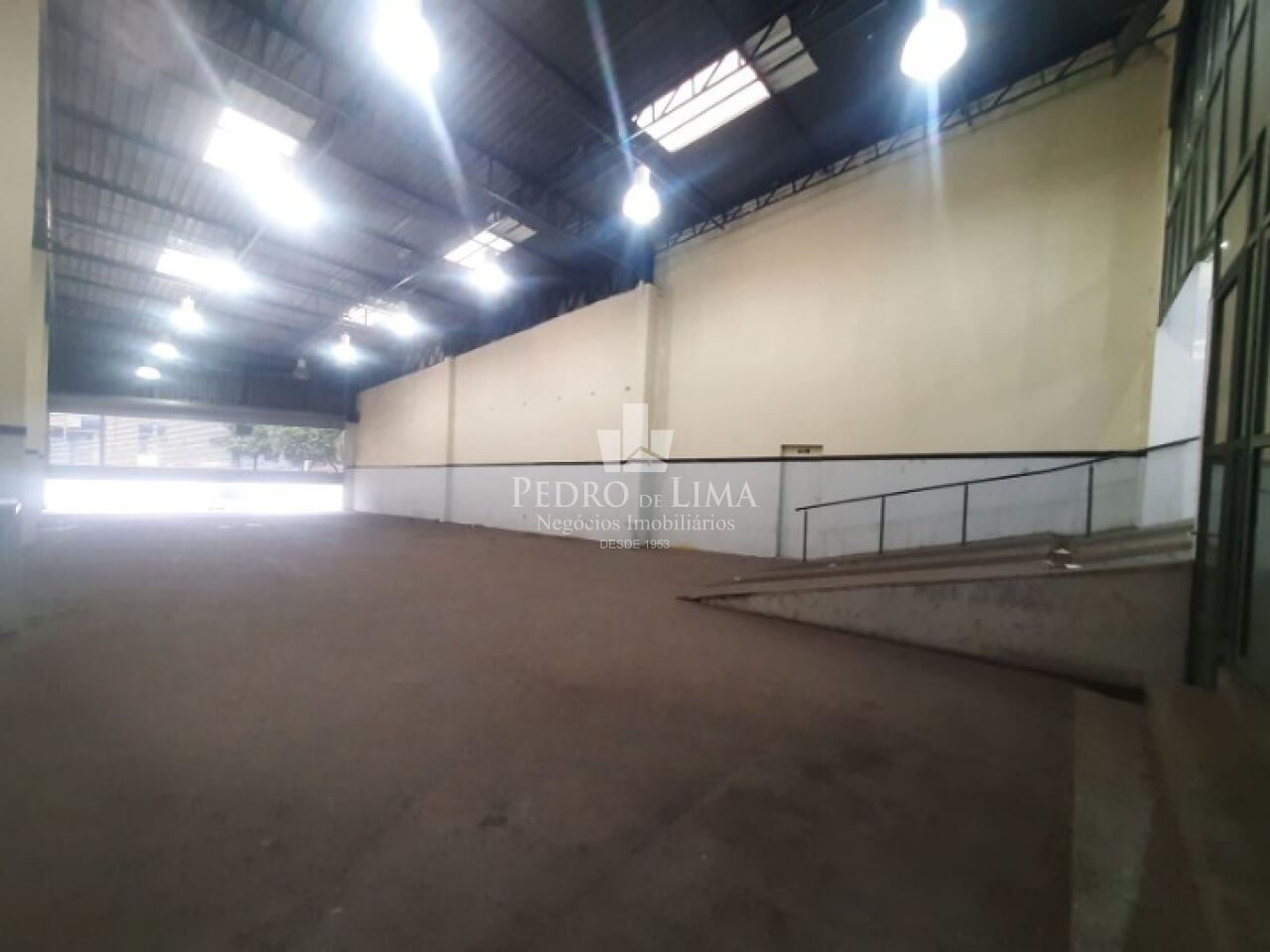 imagem do imovel Salão Comercial com 369m² - Vila Ema ref: TP30588