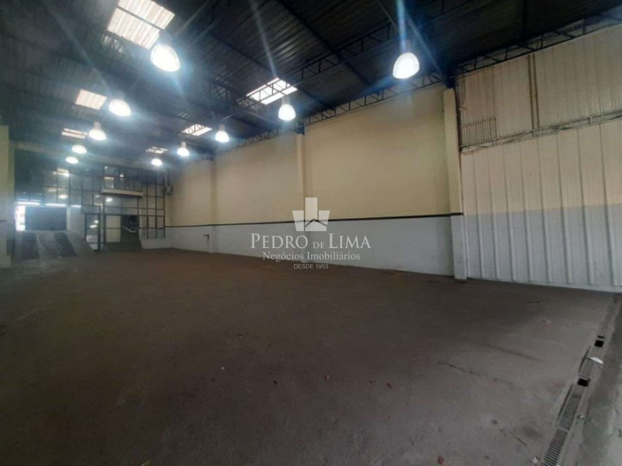 imagem do imovel Salão Comercial com 369m² - Vila Ema ref: TP30588