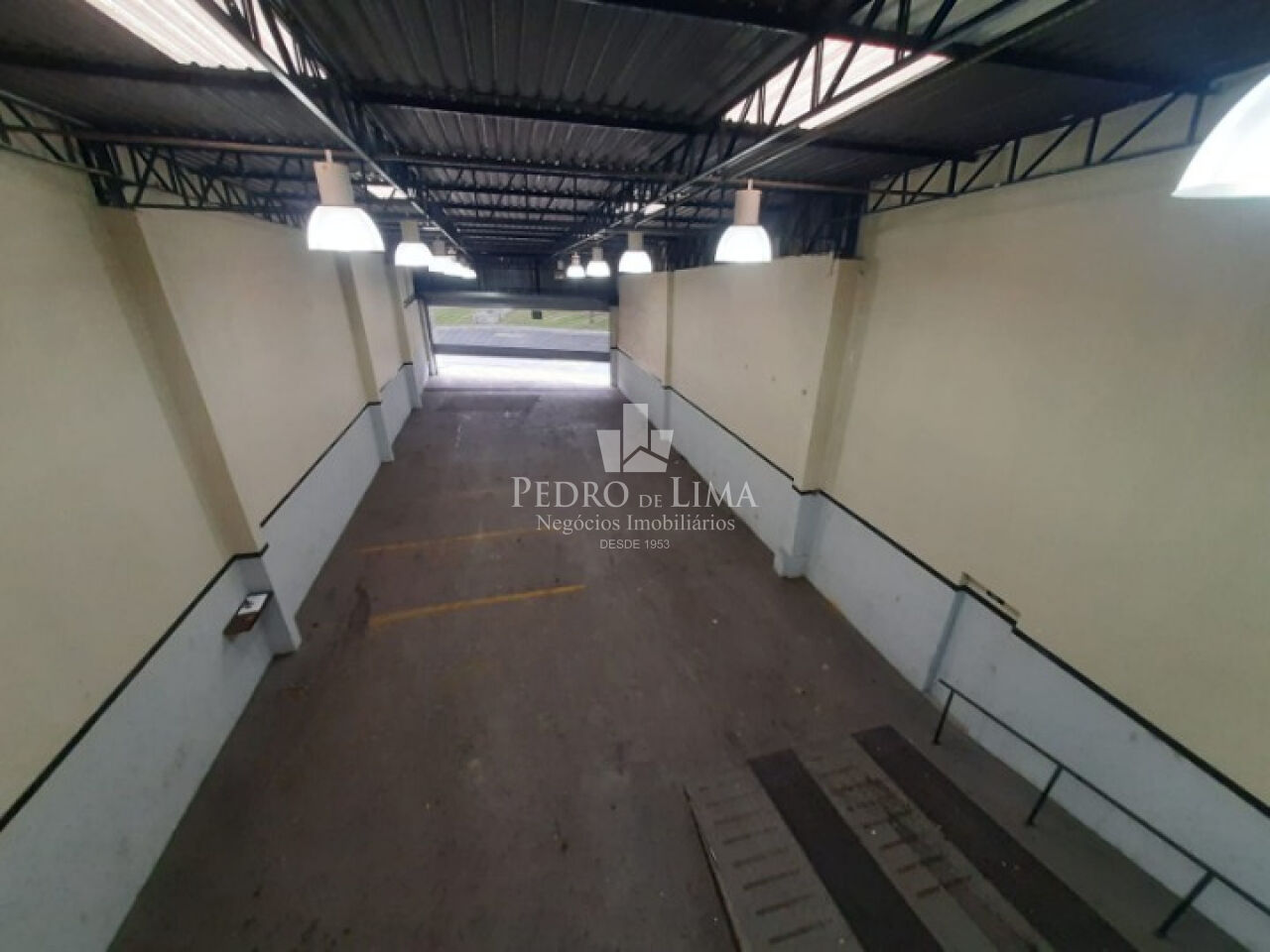 Salão Comercial com 369m² - Vila Ema